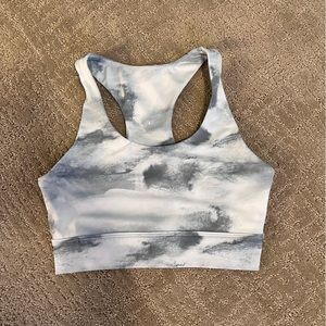 NWOT - vici sports bra